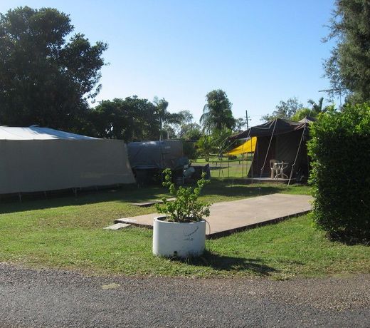 Moura Caravan Park