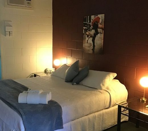 Harbour Lodge Motel