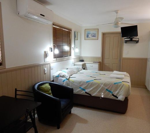 Tiaro Tourist Stopover