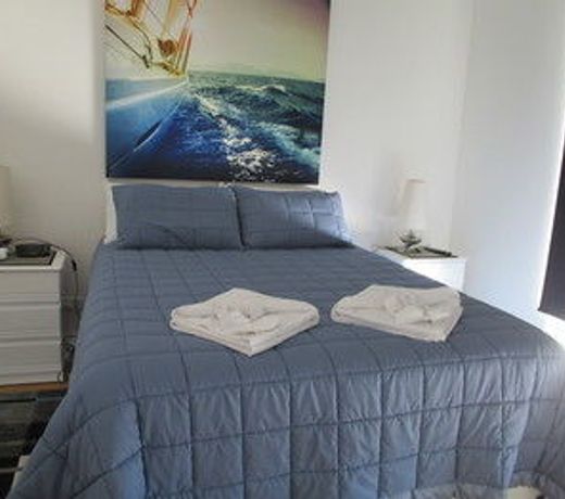 Tingeera Luxury Beachfront Apartments