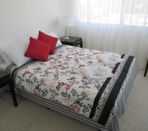 Tingeera Luxury Beachfront Apartments