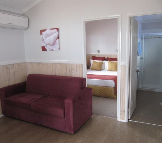 Tropical Beach Caravan Park