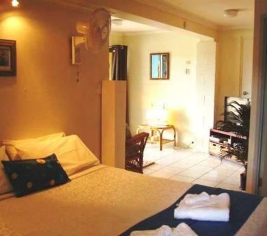 La Solana Holiday Units - MACKAY - Blacks Beach