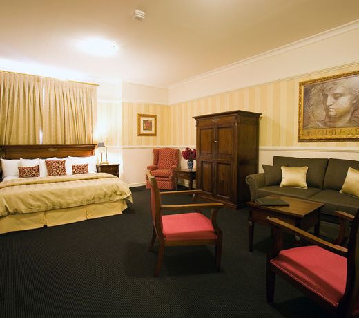Redearth Hotel
