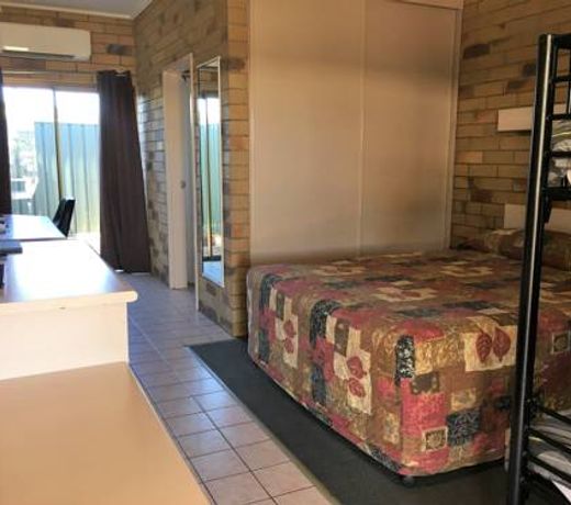 Abacus Motel