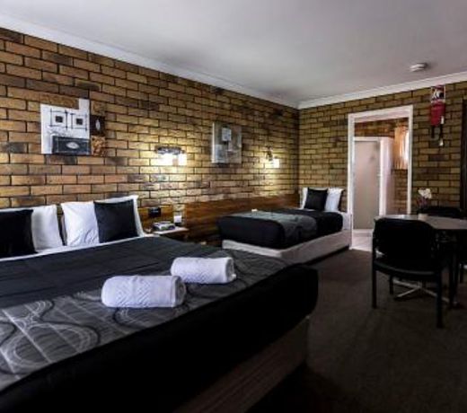Park House Motor Inn