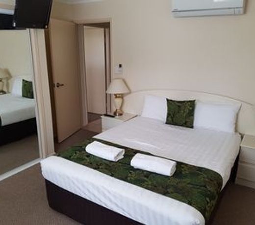 The Palms Motel