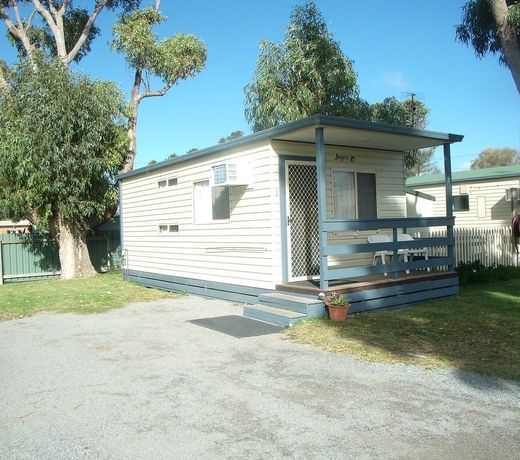 Elliston Waterloo Bay Tourist Park