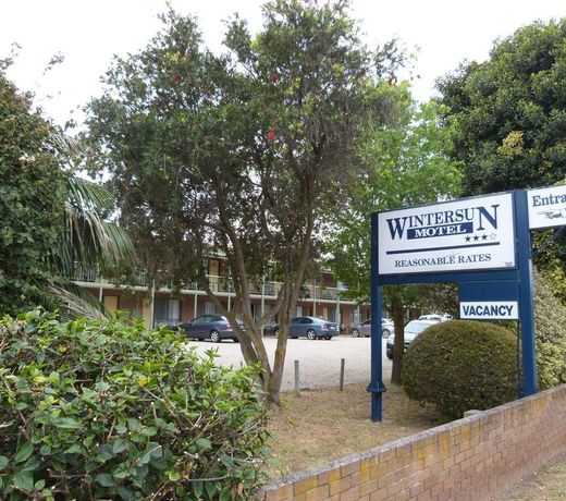 Wintersun Motel