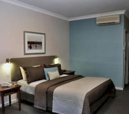Pastoral Hotel Motel