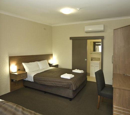 Seabrook Hotel