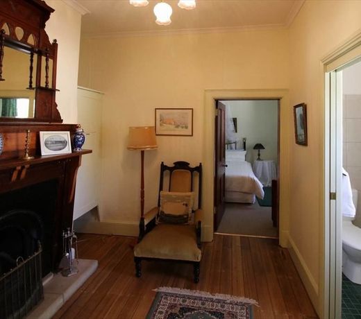 Christopher Hall's Colonial Accommodation