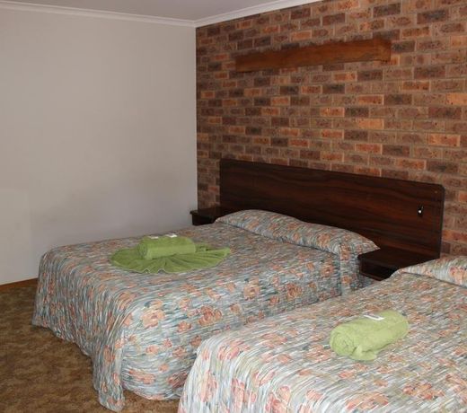 Woomargama Motel