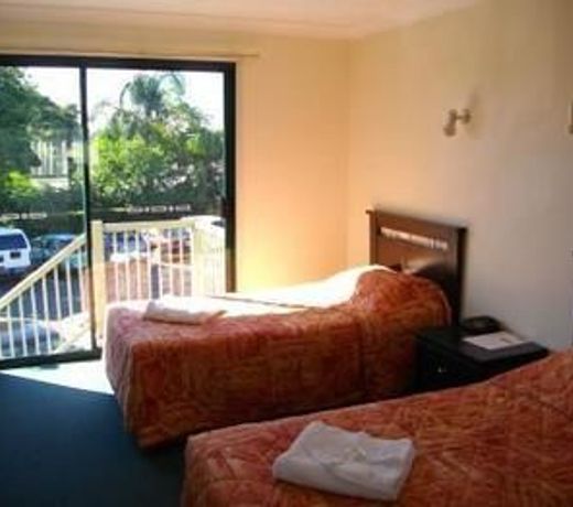 Wallaby Hotel