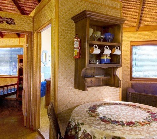 Straddie Bungalows
