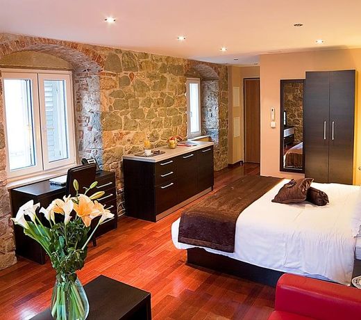Palace Suites Heritage Hotel - Adults Only