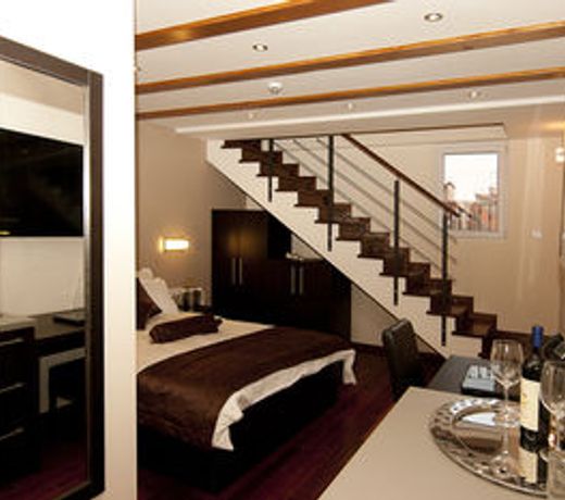 Palace Suites Heritage Hotel - Adults Only
