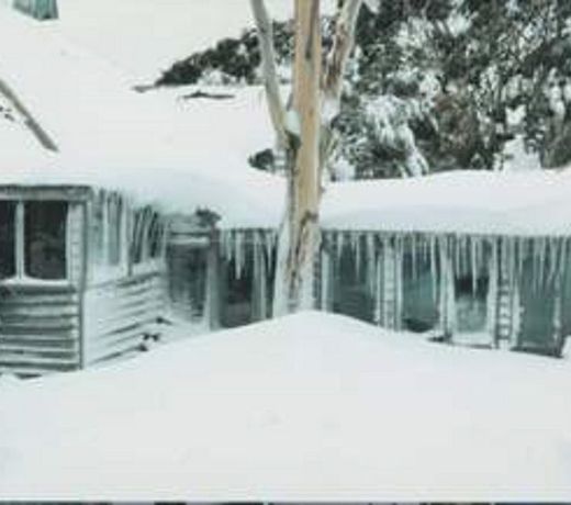 Currawong Lodge