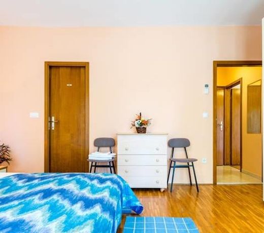 Private Accomodation Madunic