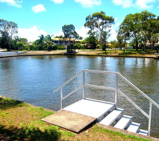 Bribie Waterways Motel