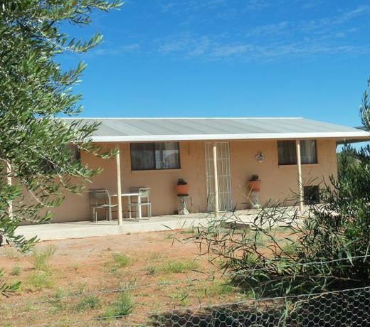 Blue Bush Country Cottage