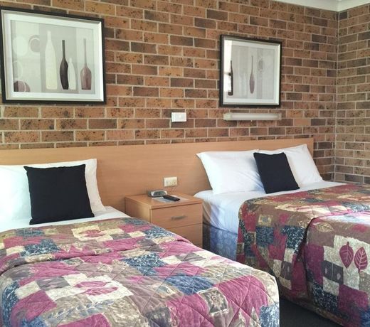 Golden Grain Motor Inn