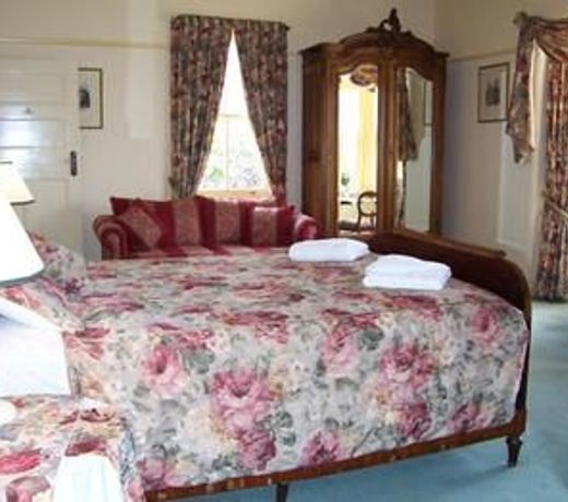 Lindsay House Country Hotel