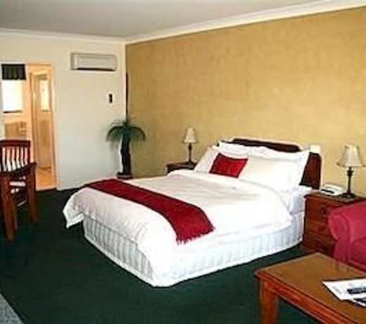 Maynestay Motel