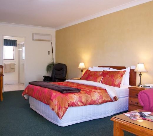 Maynestay Motel