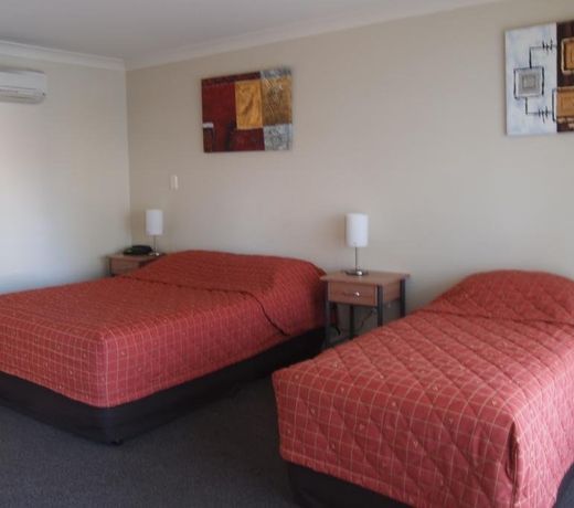 Alexander Cameron Suites