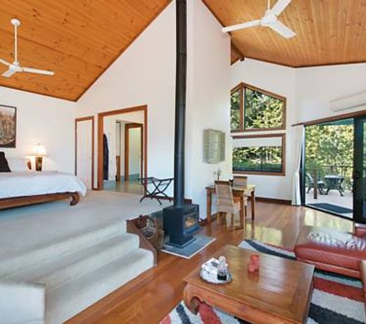 Limpinwood Lodge