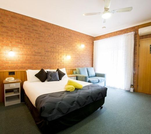 Golden River Motor Inn