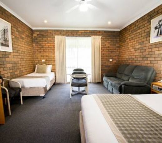Sportslander Motor Inn