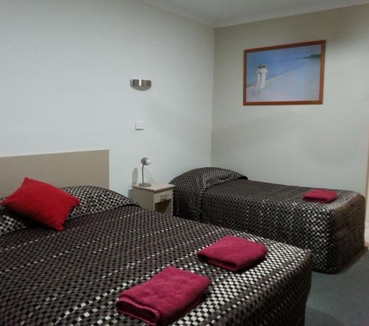 High Street Motel