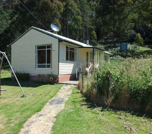 Collins Cap Cottage