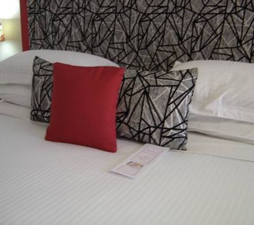 Avaleen Lodge Motor Inn