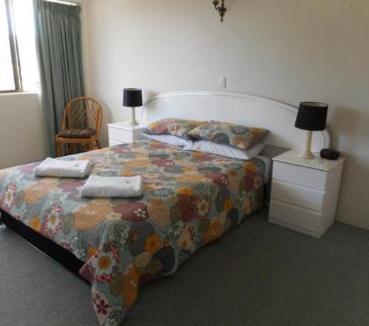 Placid Waters Holiday Apartments