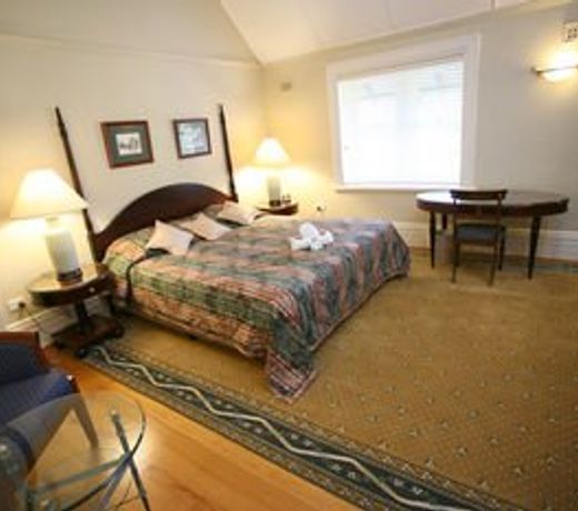 Darcy's Hotel