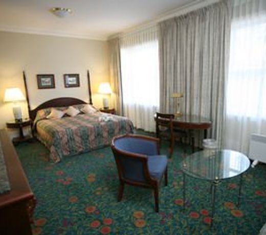 Darcy's Hotel