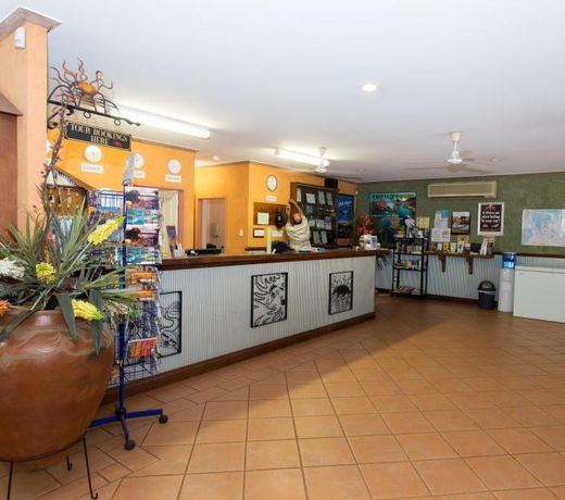 Ivanhoe Village Caravan Resort