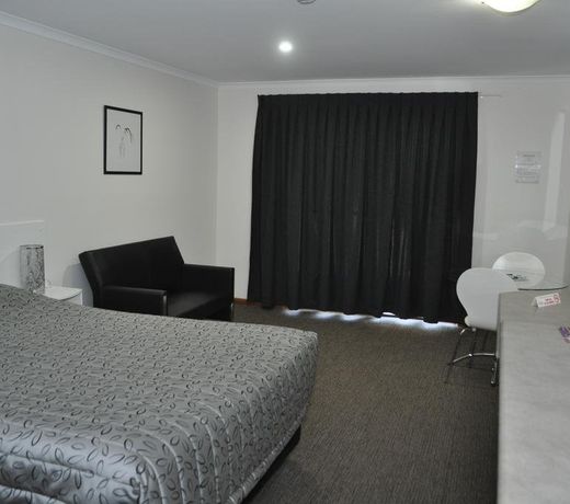 Keith Motor Inn