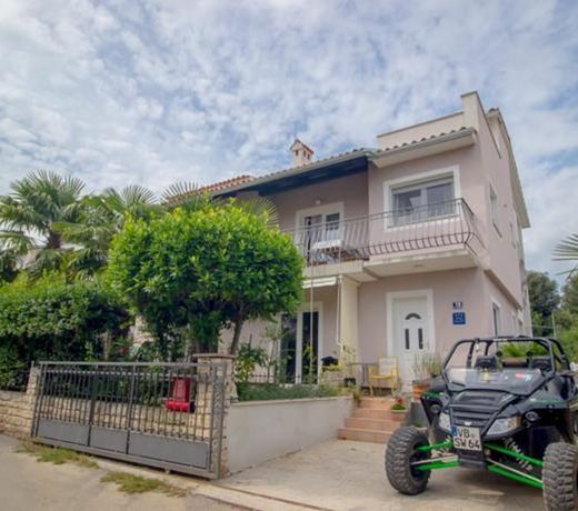 Apartments Mirta