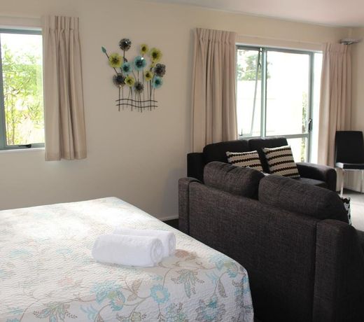Westport Spa Motel