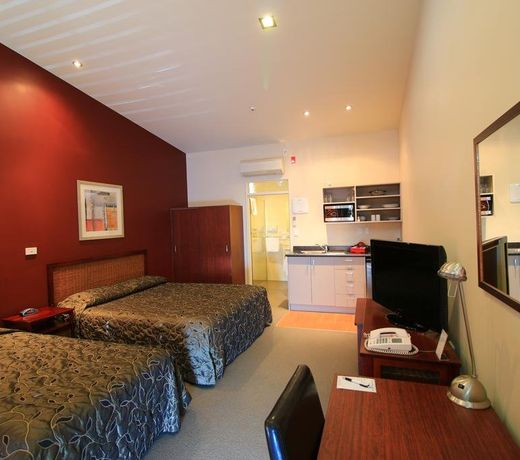 Fitzherbert Regency Motor Lodge
