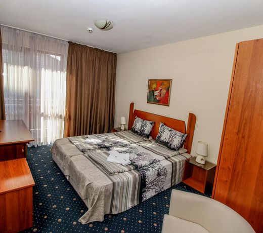 Kap House Family Hotel