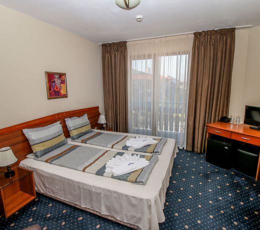 Kap House Family Hotel