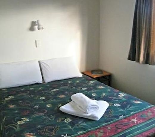 Holdens Bay Holiday Park