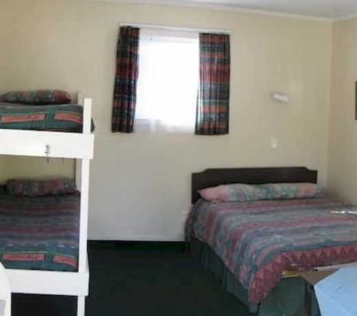 Holdens Bay Holiday Park