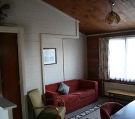 Utuhina Hot Springs Lodge