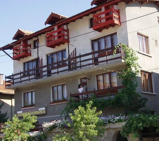 Damianka Guest House